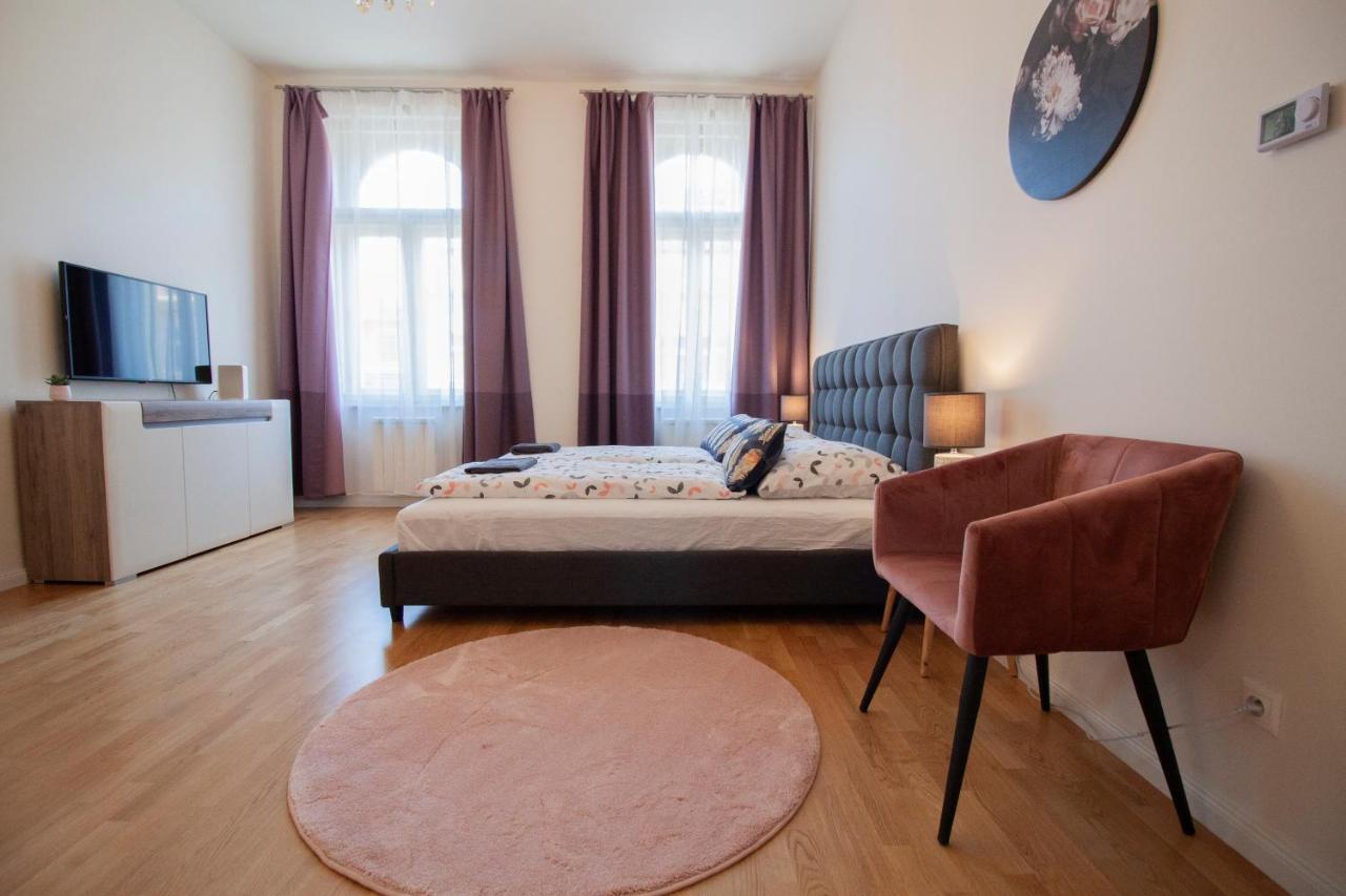 Stepanska Cr Apartments 프라하 외부 사진